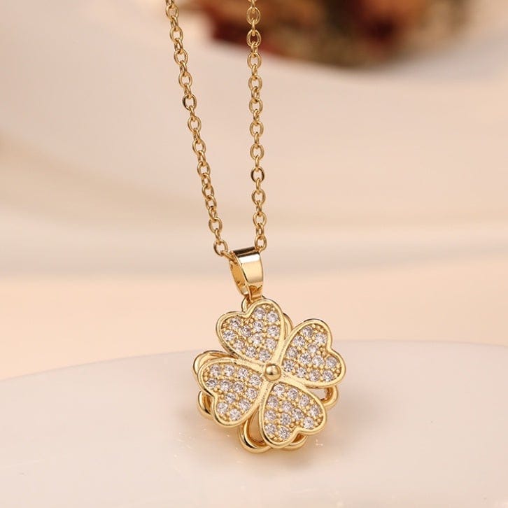zil-kar Clover Clavicle Necklace Jewelry Gift
