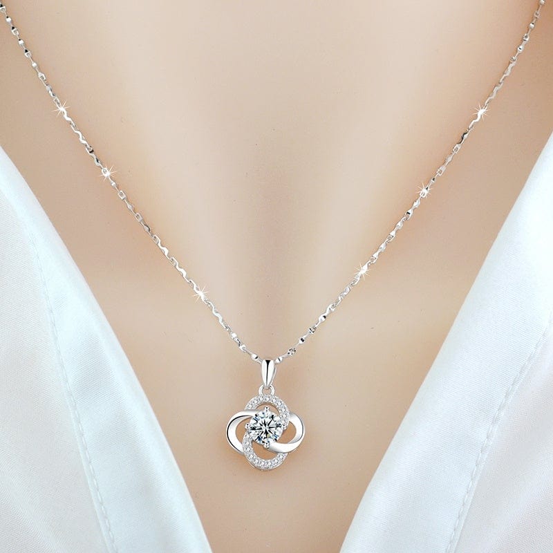 zil-kar Necklaces Clover Clavicle Designe necklace